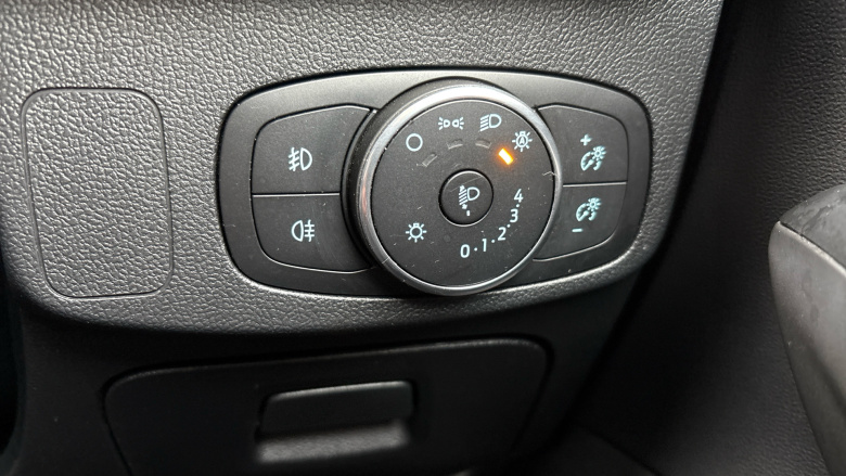 Ford Focus 1.5 EcoBlue 120 Titanium 5dr Auto Diesel Estate